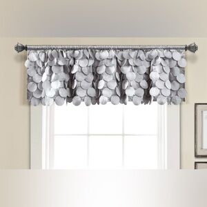 Lush Decor Gigi Light Gray Silver Valances. Set of 2. NWT. 70” x 14”. Glam Decor